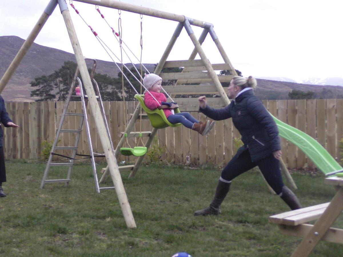 Tigh An Each B&B & Laggan Glamping Newtonmore Exterior foto